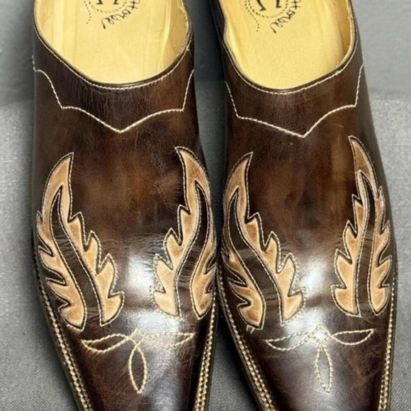 Lucchese Shoes - Charlie 1 Horse made by Lucchese Mule Boots size 9.5